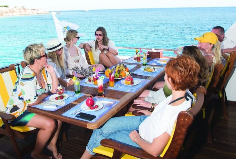 Elite VIP Cruise with BBQ buffet lunch Hurghada