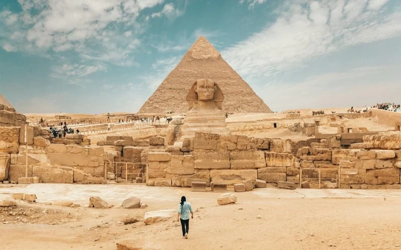 7-Day Egypt Tour Package – Pyramids, Cities